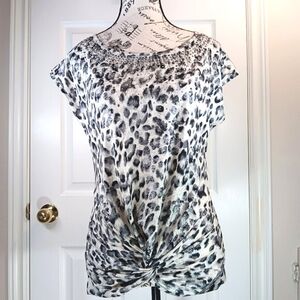 Suzy Shier Animal Print Top Short Sleeve Sequins Cream Gray Women's Size M NWOT